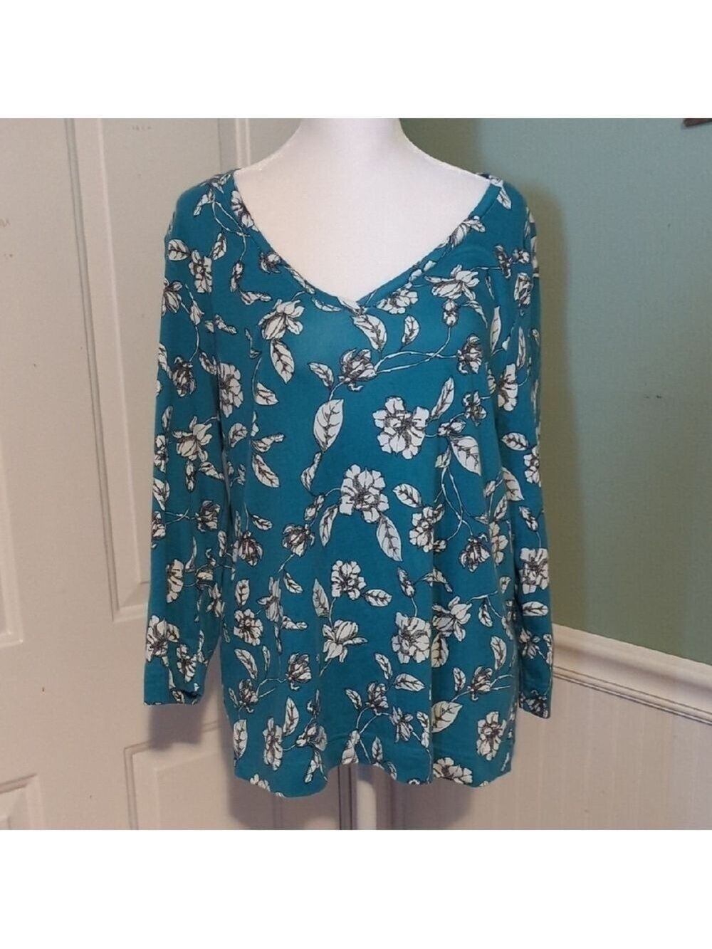 Chico's Teal Floral V-Neck Long Sleeve Top Size 2 Large